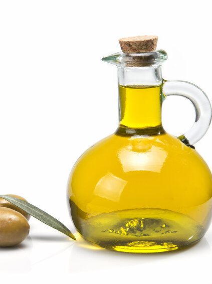 Pflanzenöl enthält wertvolle ungesättigte Fettsäuren