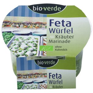 Feta-Würfel mit Kräuter-Marinade